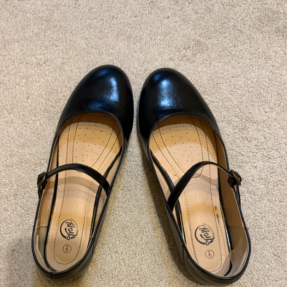 Amazon Black Mary Jane Flats